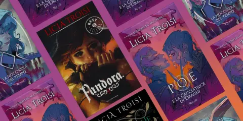 Copertine di libri di Licia Troisi: "Pandora", "Poe e la cacciatrice di draghi", "La nocchiera del tempo" e "Le guerre del multiverso".