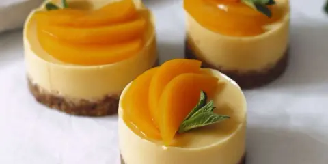 Dessert con le Pesche: Ricette Estive Facili e Veloci