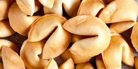 Jakie wróżby do ciastek? Gotowe teksty, przepis i porady!