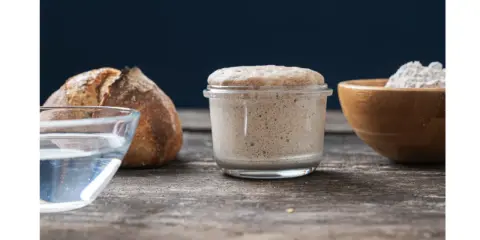Pâte à pizza moelleuse levure fraîche : les secrets d'un pro