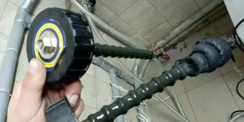 Pompa do CO: Czyszczenie instalacji krok po kroku. Poznaj koszty i efekty