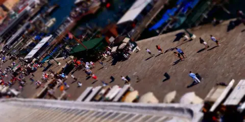 Aparat Hassa? Odkryj Tilt-Shift: Efekt miniatury i proste budynki
