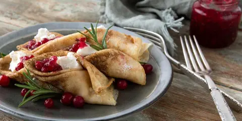 Ile kalorii ma naleśnik z serem? Sekrety wersji fit i restauracji.