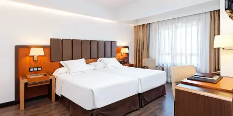 Hotel Claridge Madrid: ¿Tu hotel ideal en la capital? Guía experta.