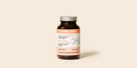 Complément alimentaire levure de bière enrichie en vitamines B, utile en cas de carence vitamine B12. Pour cheveux et ongles.