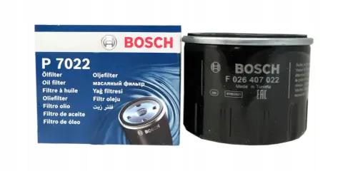 Filtr oleju Bosch P 7022, idealny do Dacia Duster 1.5 dCi. Sprawdź, ile oleju potrzebuje Twój Duster!