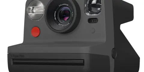 Ceny aparatów Polaroid 2025: od 450 zł do 2500+. Całkowity koszt