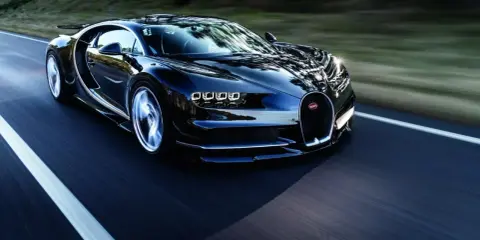 Bugatti Chiron: 100 litrów baku. Jak szybko znika paliwo?