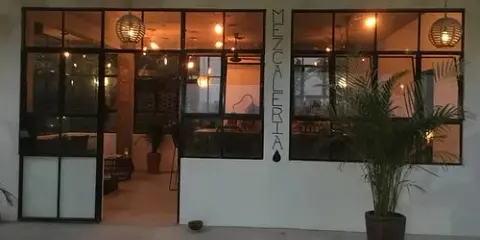 Zipolite: ¿Qué es una cantina gastronómica? Sabor y mezcal