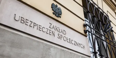 Znak ZUS. Informacje o ubezpieczeniu zdrowotnym ZUS dla niepracujących.