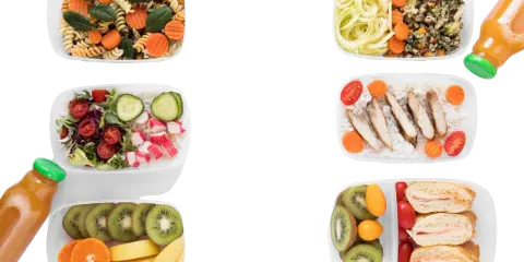Zdrowe posiłki w pudełkach: makaron, sałatka, kurczak z ryżem, kanapki, owoce. Zastanawiasz się, ile kosztuje catering dietetyczny na miesiąc?