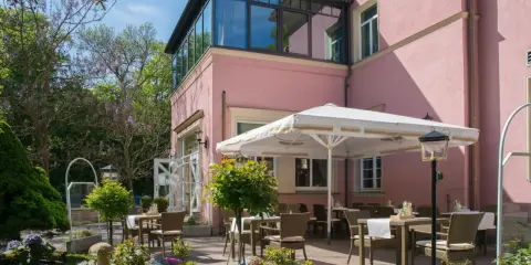 Parkhotel Güldene Berge: Ihr 4-Sterne Jugendstil-Erlebnis in Weißenfels