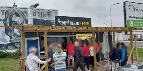 Kebab: MOM czy 100% mięsa? Poznaj różnice i wybierz mądrze