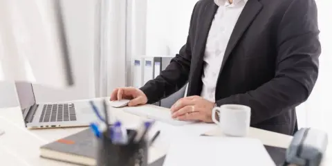 Jak liczyć termin odpowiedzi na pozew? Uniknij wyroku zaocznego!