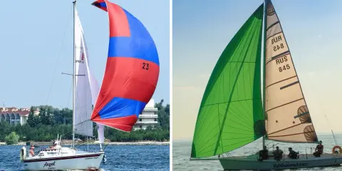 Deux voiliers naviguent sur l'eau. L'un arbore une grande voile rouge et bleue, prête à choquer. L'autre est équipé d'une voile verte éclatante.