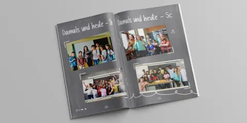 Seiten einer Abschlusszeitung mit Fotos von Schülern. Tolle Ideen für deine Abschlusszeitung: "Damals und heute" zeigt die Entwicklung.
