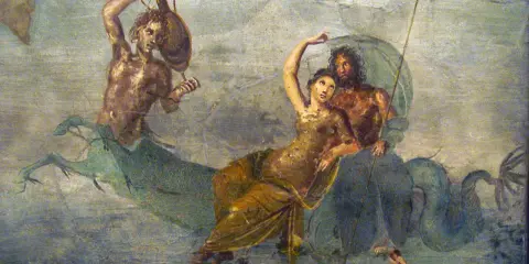 Poseidon und seine Kinder, ein Meeresgott mit Dreizack, eine Frau und ein Mann mit Fischschwanz, reiten auf einem Seeungeheuer.