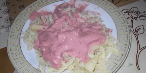 Makaron z serem na słodko: przepis na idealny smak dzieciństwa (15 min)
