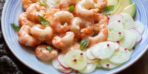 Insalata di Gamberi alla Siciliana: Ricetta Autentica e Segreti