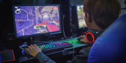 PC: Co to znaczy? Od definicji po gaming pełny przewodnik