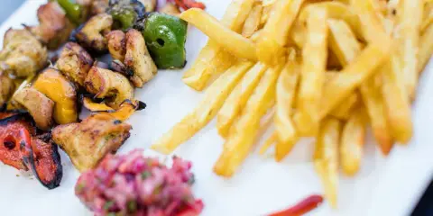 Kraftowe mięso kebab – co to znaczy i dlaczego warto je spróbować?
