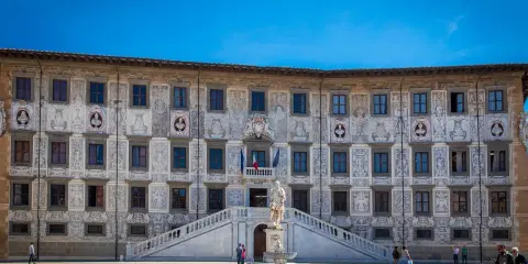 Palazzo della Sapienza a Pisa, un luogo da non perdere per chi visita la città in 3 giorni.