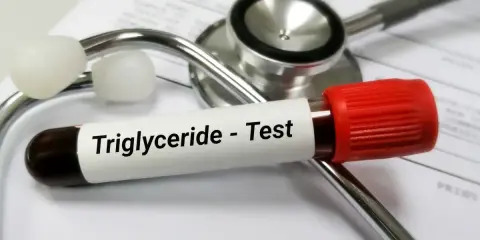 Podwyższone trójglicerydy: Jak obniżyć i chronić serce?