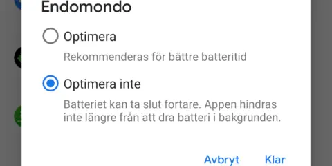 Endomondo-dialogruta: Välj om appen ska optimeras för batteritid eller inte. Om den inte optimeras kan appaktiviteter i bakgrunden dränera batteriet snabbare.
