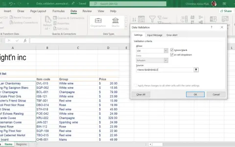 Excel-Datenvalidierung: Liste aus Zellbereich für Produkte. Das Jahr aus Datum ist hier nicht relevant.