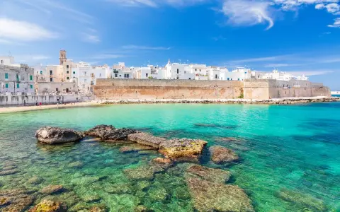 Costa Adriatica: Trova la tua vacanza ideale tra spiagge e borghi
