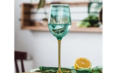 Co warto kupić w Home&You? Przewodnik po okazjach i hitach