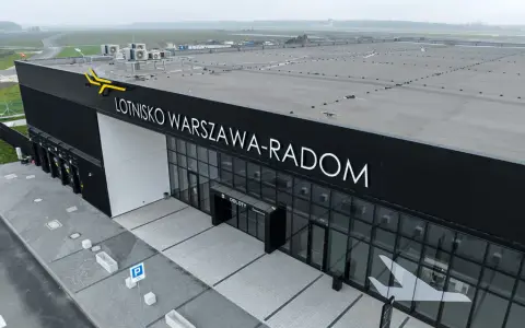 Radom (RDO): Gdzie polecisz? Loty regularne, czartery i nowości