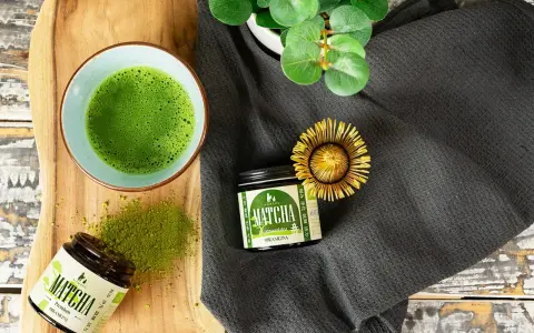 Matcha: zdrowa czy przereklamowana? Poznaj fakty!