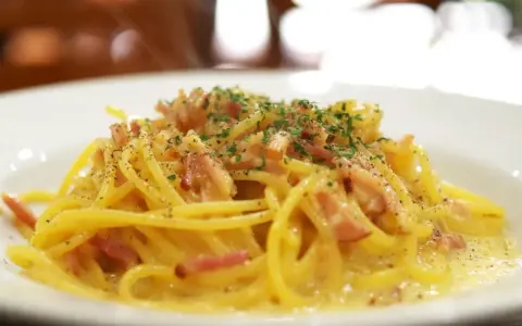 Bezglutenowe spaghetti: Wybierz i ugotuj perfekcyjnie!