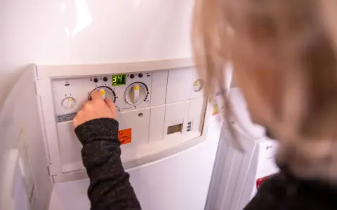 Piec gazowy: Ustawienia, które obniżą rachunki i zwiększą komfort