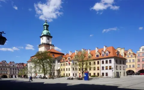 Jelenia Góra ile mieszkańców? Sprawdź zaskakujące statystyki ludności