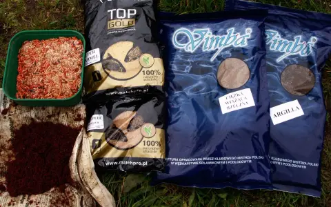 Zanęty Match Pro, robaki i glina na łowisku. Gotowy na połów!