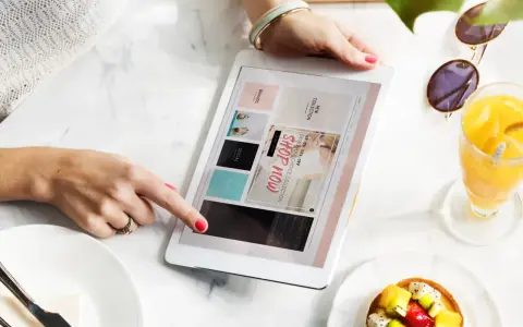 Ile można zarobić na reklamach w internecie? Przykłady i fakty