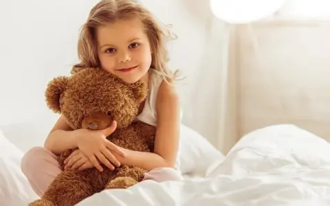 Dzień pluszowego misia w przedszkolu – kiedy i jak go obchodzić?