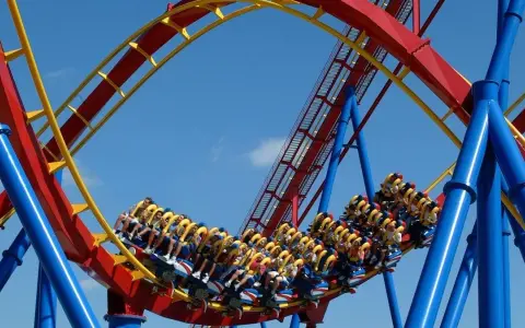 Los mejores parques de atracciones en España que no te puedes perder