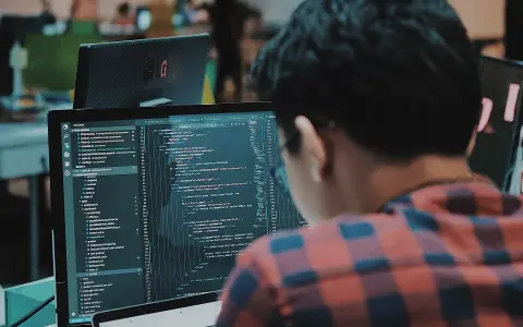 Jak zadać pytanie do sztucznej inteligencji, aby uzyskać lepsze odpowiedzi