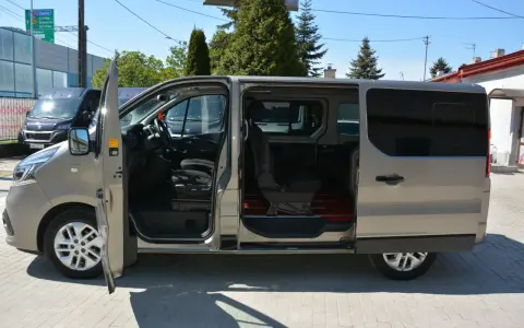 Ile pali bus 8 osobowy? Odkryj nieznane fakty o spalaniu