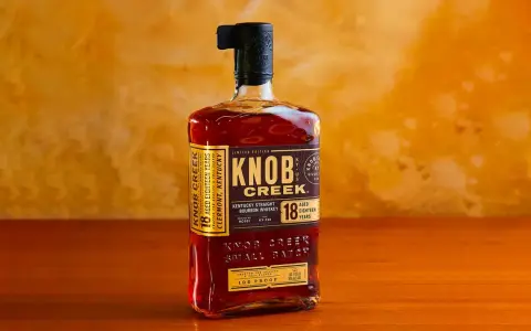 Butelka Knob Creek 18 Years Old, Kentucky Straight Bourbon Whiskey, 100 Proof. Ten czarny black mine whisky to prawdziwy skarb.