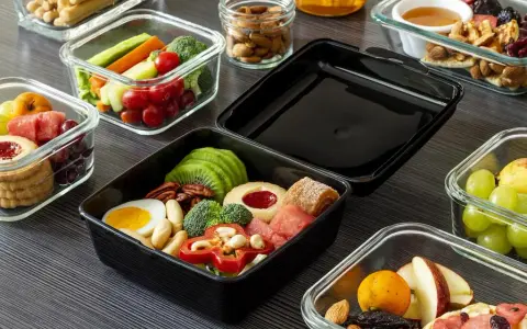 Jak jeść catering dietetyczny? Poradnik, by zobaczyć efekty!