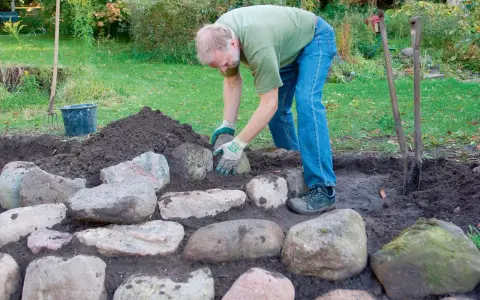 Piękny skalniak w ogrodzie: Krok po kroku, unikając błędów!