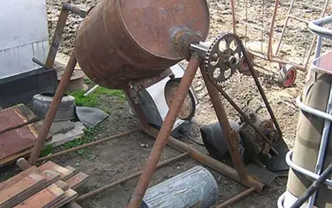 Betoniarka DIY: Jak zbudować solidną maszynę i czy to się opłaca?