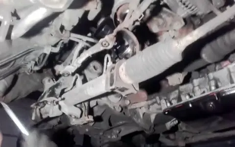 Wymiana alternatora Avensis D4D: Oszczędź 600 zł! Poradnik DIY