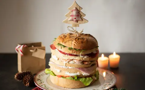 Panettone Gastronomico: Idee Farciture, Preparazione e Consigli