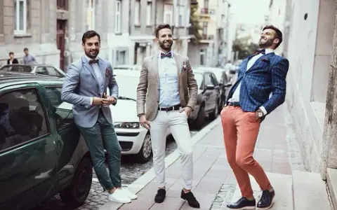 Jakie buty do koszuli – unikaj modowych wpadek i wybierz najlepiej