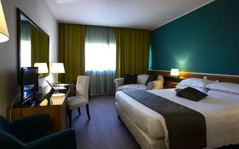 Hotel Oly Roma: Guida Completa EUR | Posizione & Servizi